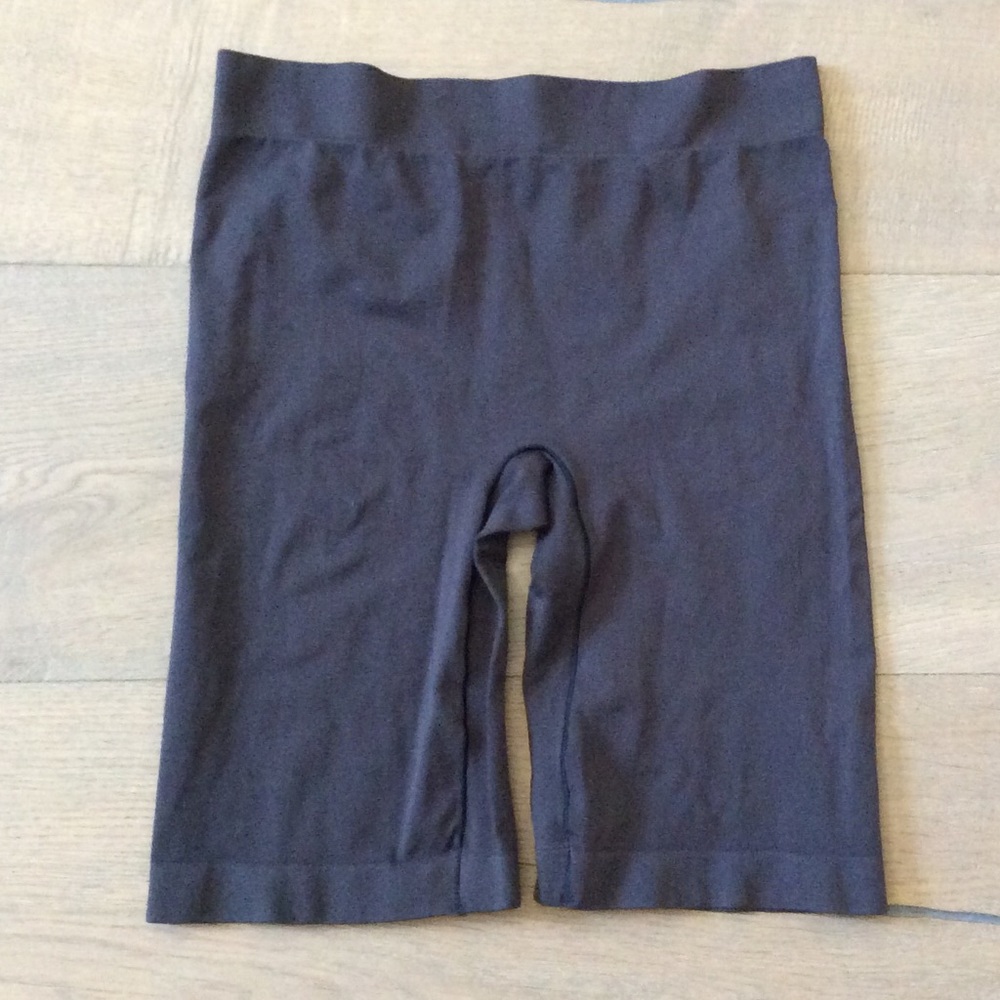 NEW Sculpting Elastic underwear Shorts Size M